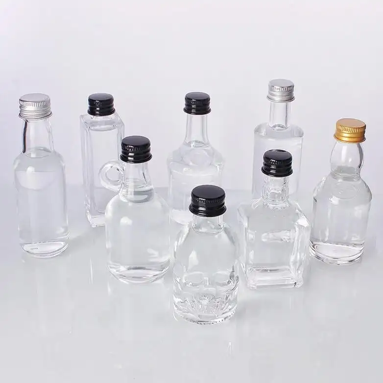 Wholesale 50ML Mini Empty Glass Ice Wine Bottle for Whiskey Liquor Vodka with Screw Top