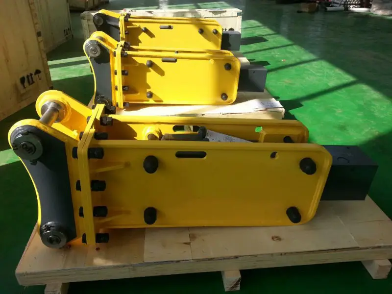 MST 542 Backhoe Loader With Hydraulic Breaker Hammer