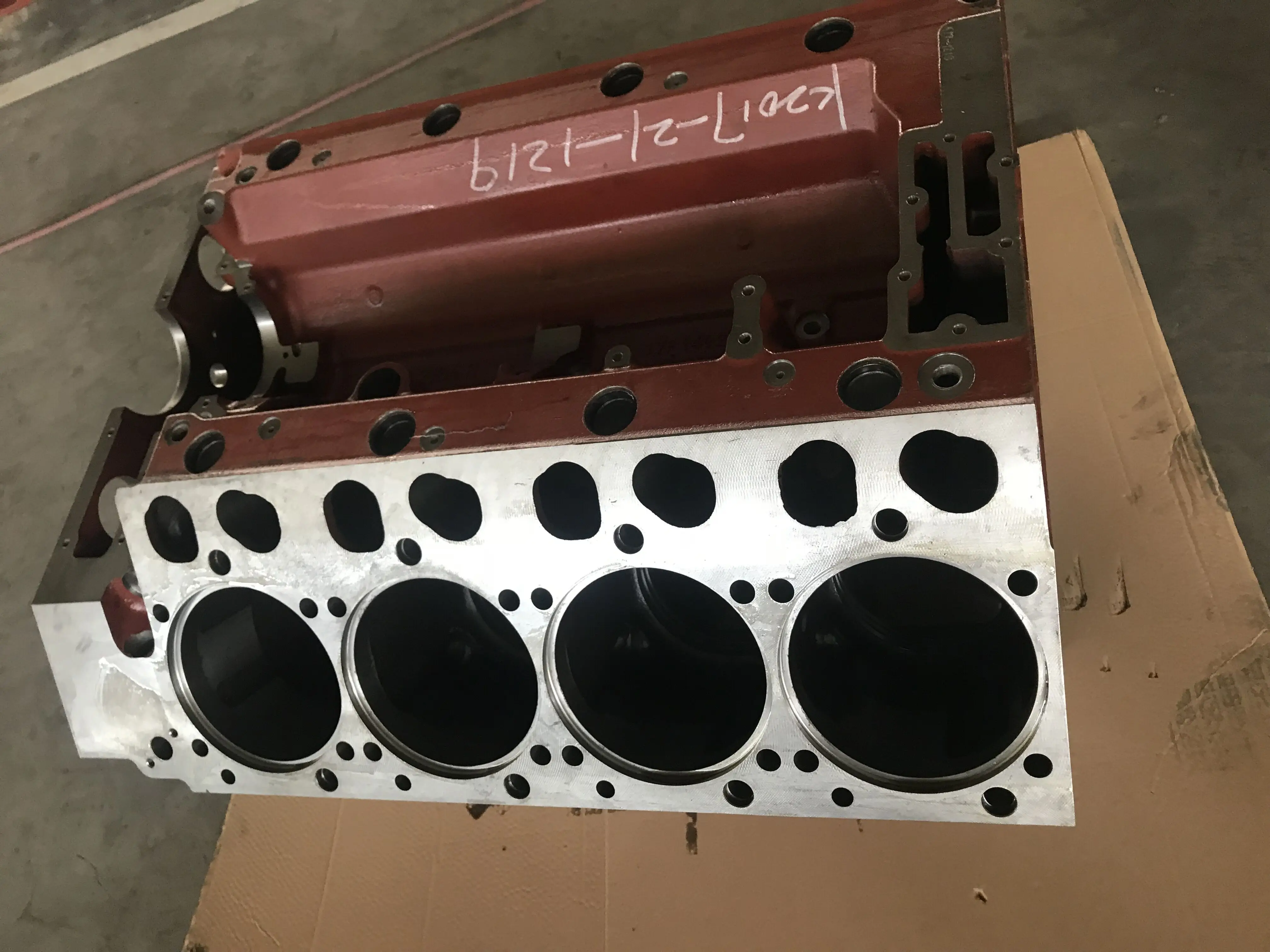 High Quality Engine Parts BF8M1015 Crankcase 04227095 /04223992 