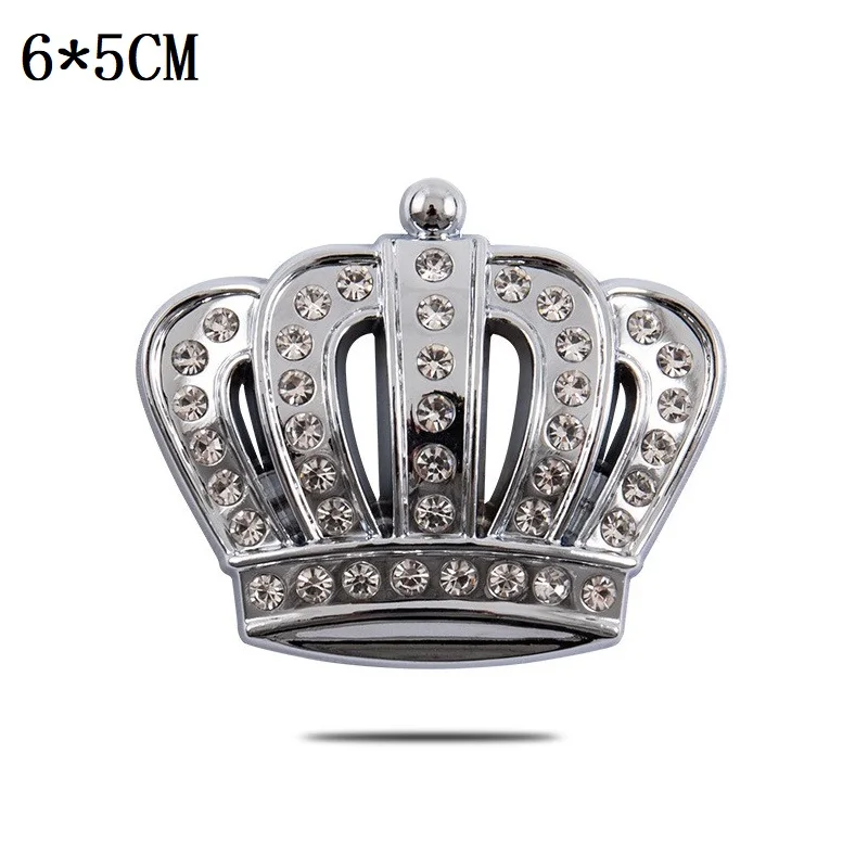 65mm 3D Metal Crystal Crown VIP Emblem – Car Badge Motorcycle Decal – Luxury Gold/Silver Look