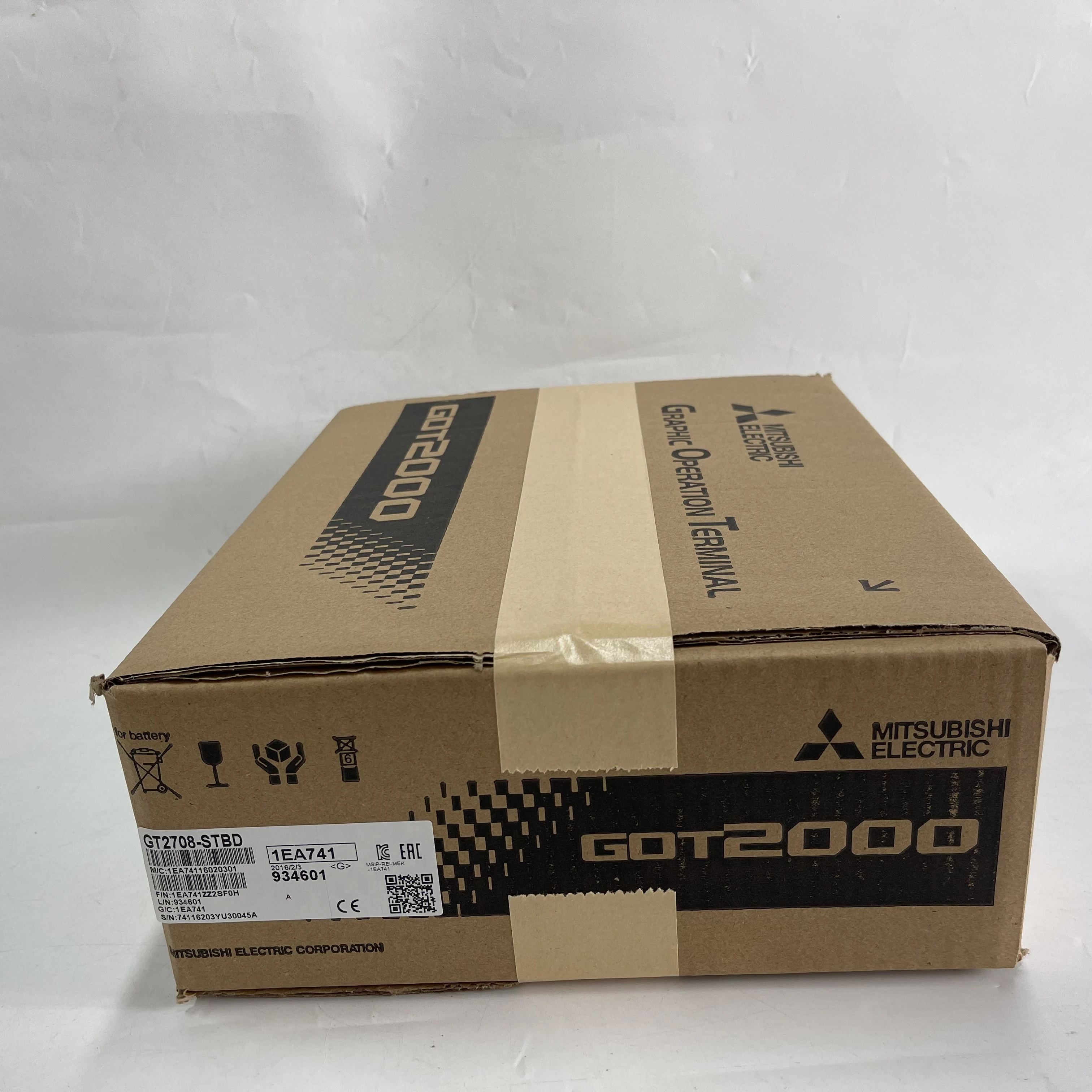 Mitsubishi Graphic Operation Terminal GOT2000 Series GT2708-STBD Mitsubishi Graphic Operation Terminal GOT2000 Series GT2708-STBD