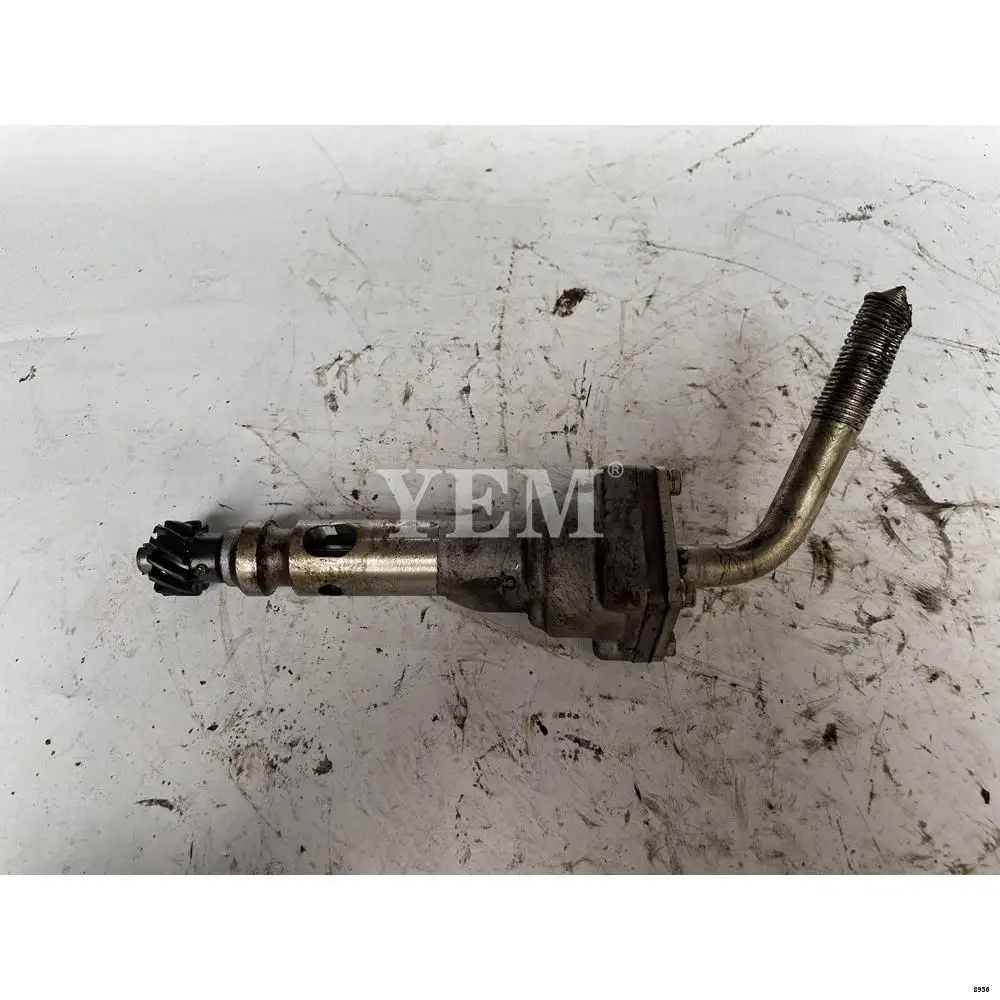 China Originally Produced Oil Pump For Mitsubishi S4Q2 Diesel Machinery Engine Parts