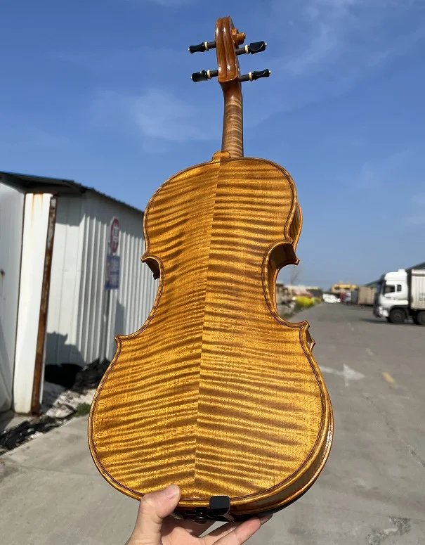 Italian Crafts Handmade Varnished Carved Spruce Violin