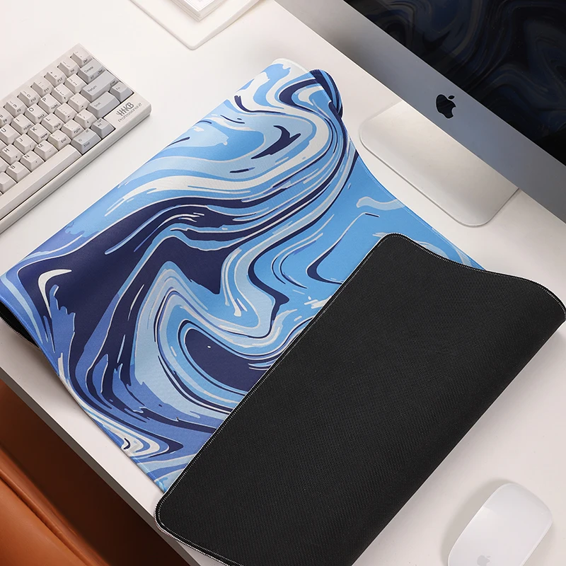 Direct Factory Stock Big Size Liquid Affecting Rubber Gaming Mouse Pad with Stitched Edg aperçu 3