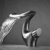 Grey scuro