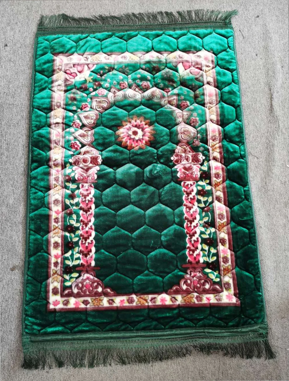 High Quality Quilted Thick Padded Prayer Mat Muslim Islamic Prayer Rug