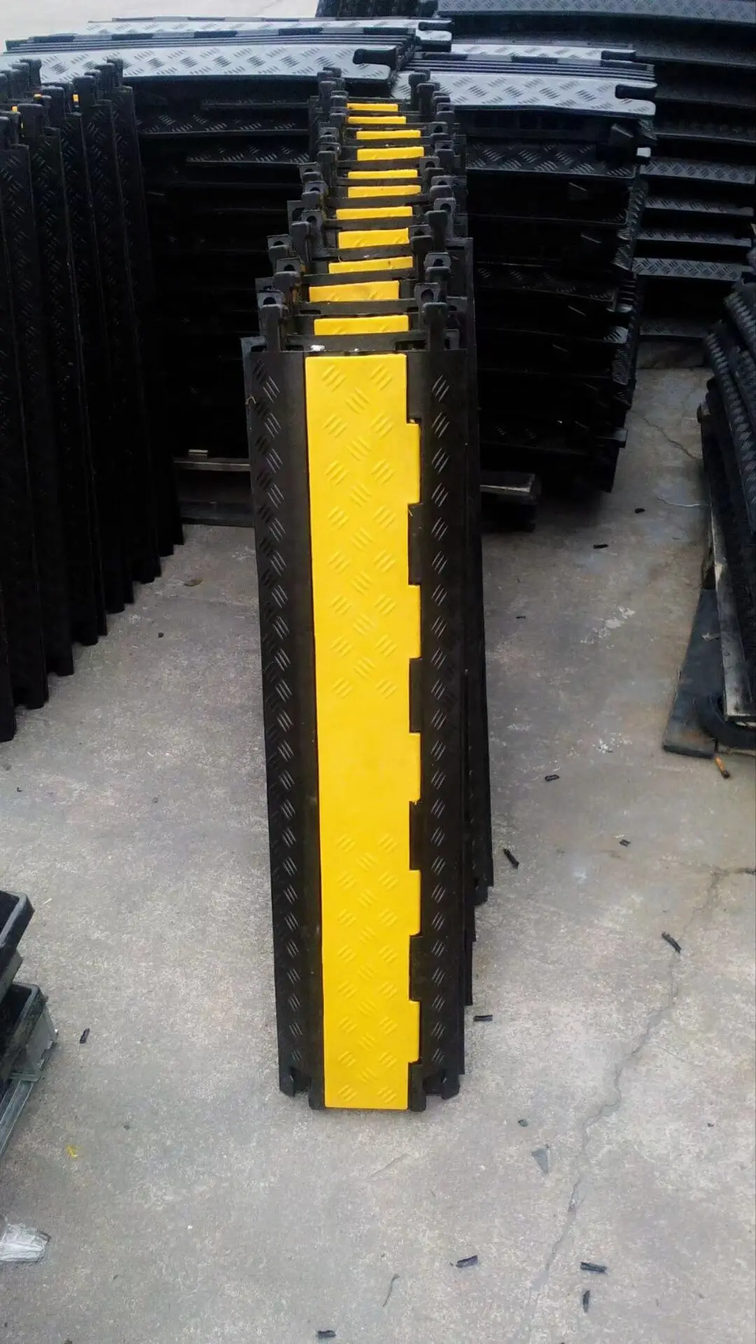 2 Channel Black/Yellow Hose Cover Cable Guard