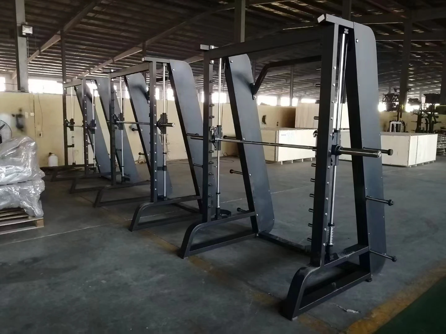 LS824 Multi Functional Gym Equipment Body Building Exercise Training Smith Squad Machine Multifunctional Smith Machine