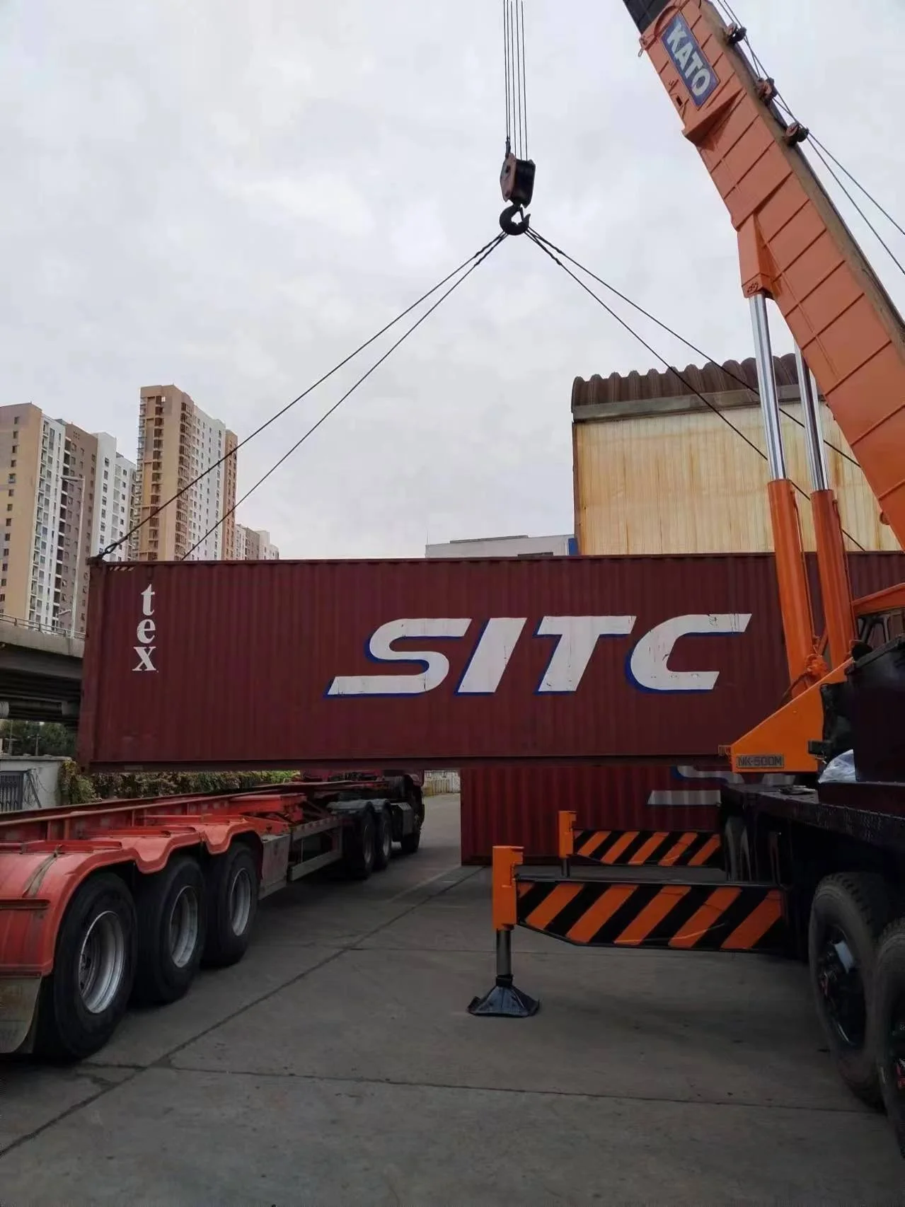 Famous Brand Good Condition Used Kato 50 Ton Truck Crane with Engine Motor Bearing 2012 Model Cheap Price for Sale Uae