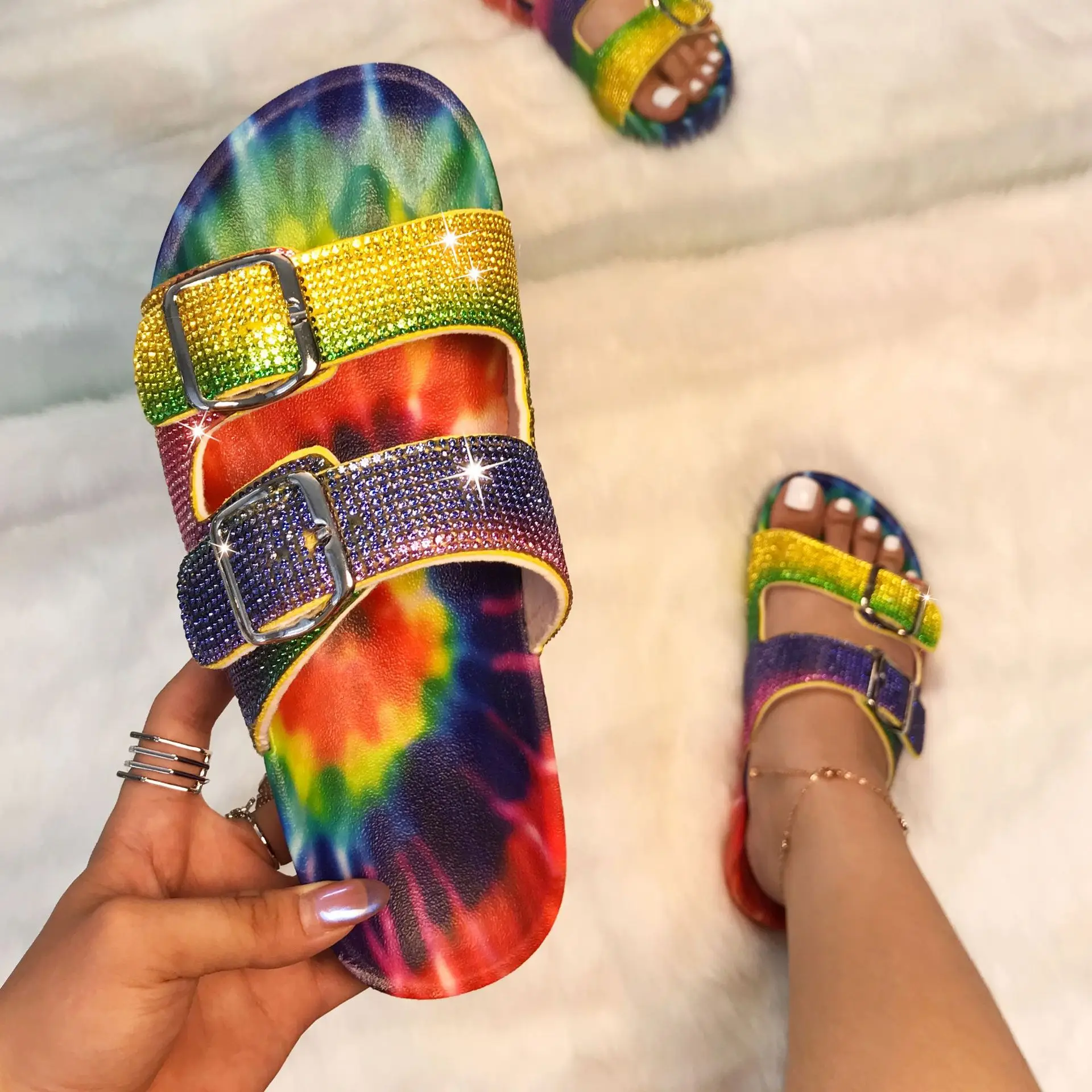 Zapatillas De Pvc De Goma Para Mujer,Zapatillas Coloridas Con Diamantes De  Imitación A La Moda,Zapatos Planos Para Niña - Buy Diamantes De Imitación  Zapatillas,Alibaba China Señoras De Las Mujeres De Goma Pvc