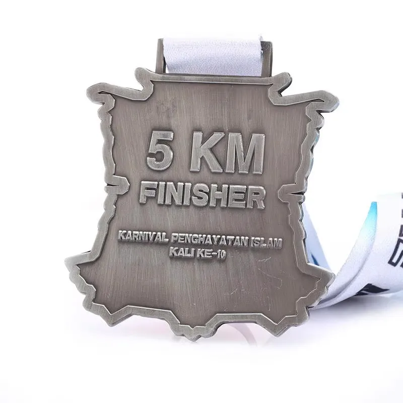 Design Your Own Custom Metal Medal Zinc Alloy 3D 5K Marathon Football Race Finisher Award Sports Medals manufacture