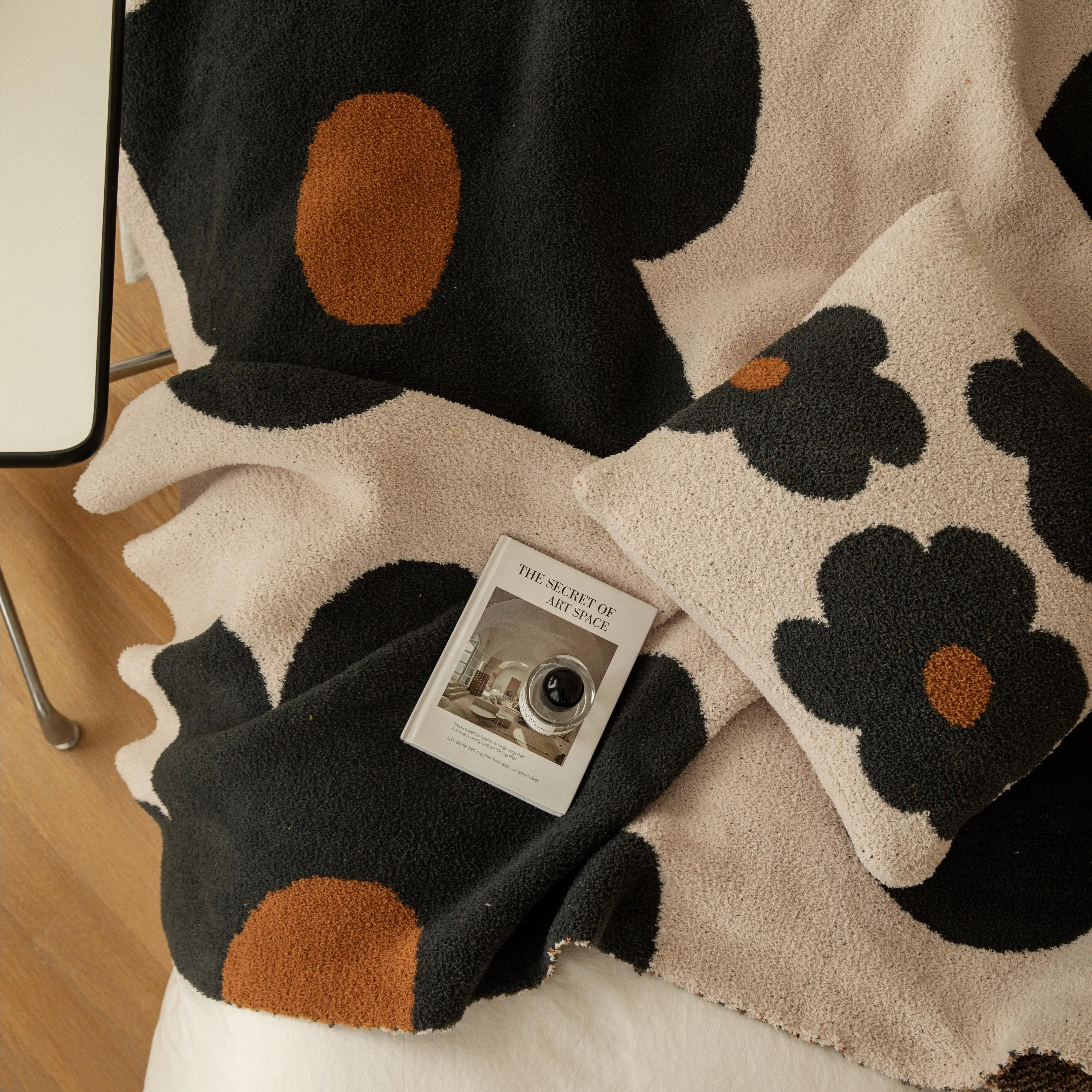 Floral Knit Cushion Cover