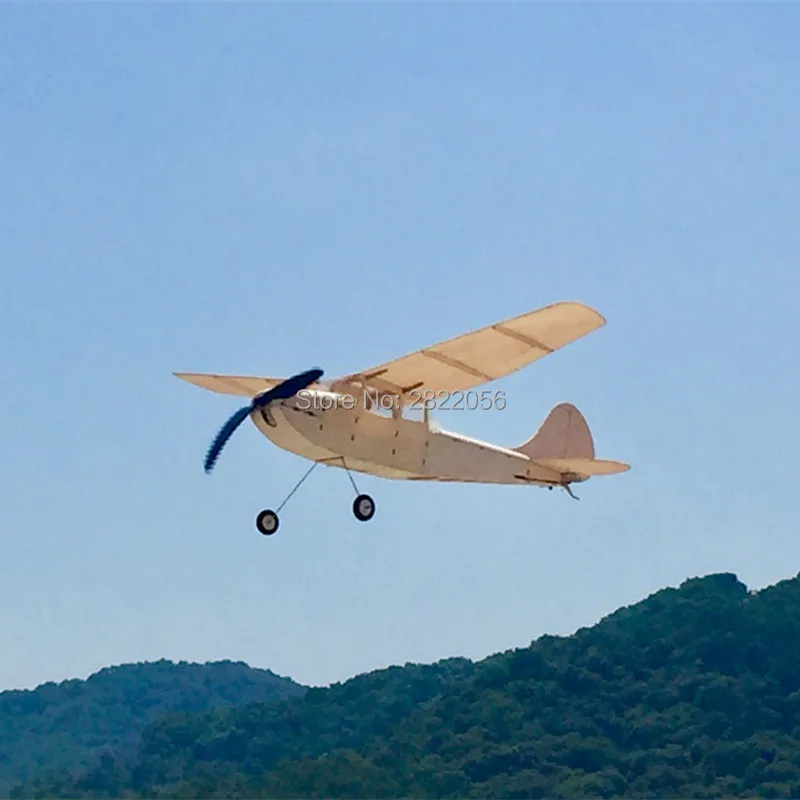ミニRC飛行機 レーザーカット バルサ材 飛行機キット L-19 モデル構築
