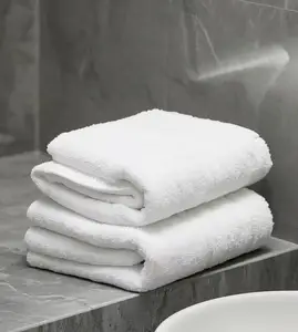 High Quality 100% Cotton Soft Bath Towel 650 Gsm White Customized Logo Wholesale Hotel Bath Towels