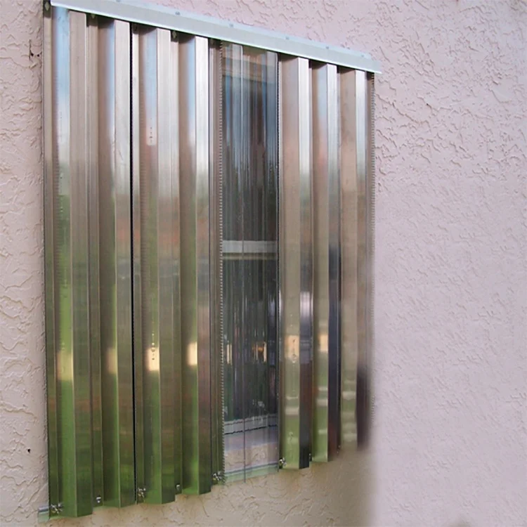 Free Sample Custom Model 840mm 1060mm Corrugated Daylight Panels Transparent Curved Polycarbonate Roofing Sheets