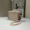 สีกากี