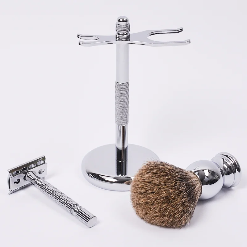Brosse De Rasage En Poils De Blaireau Argentée - Manche Noir Métal - Haryali London - Neuf