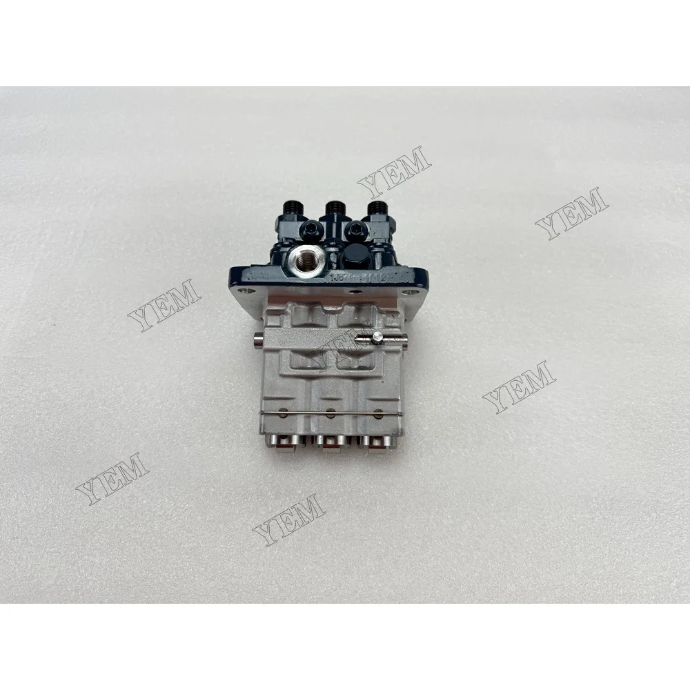 Fuel Injection Pump 1J871-51012 for Kubota D1703 Engine Parts