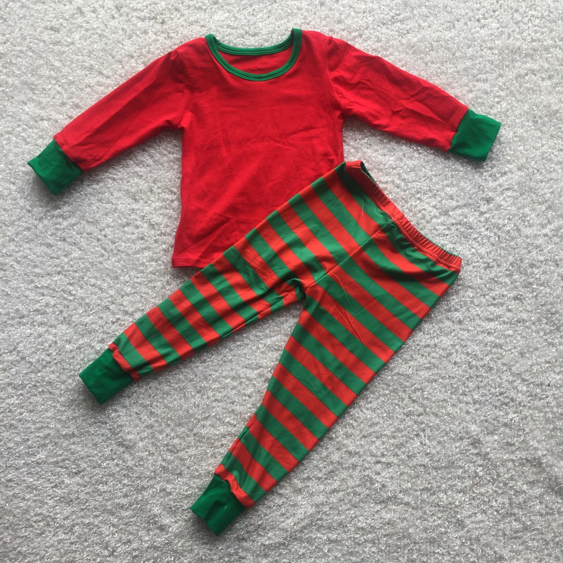 
LZ2020 милые детские рождественские пижамные комплекты для всей семьи, пижамы бытовой зеленого и красного цвета в горошек для маленьких детей, для мальчиков-подростков; Пижамные комплекты для девочек 