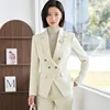Cappotto+pantaloni beige