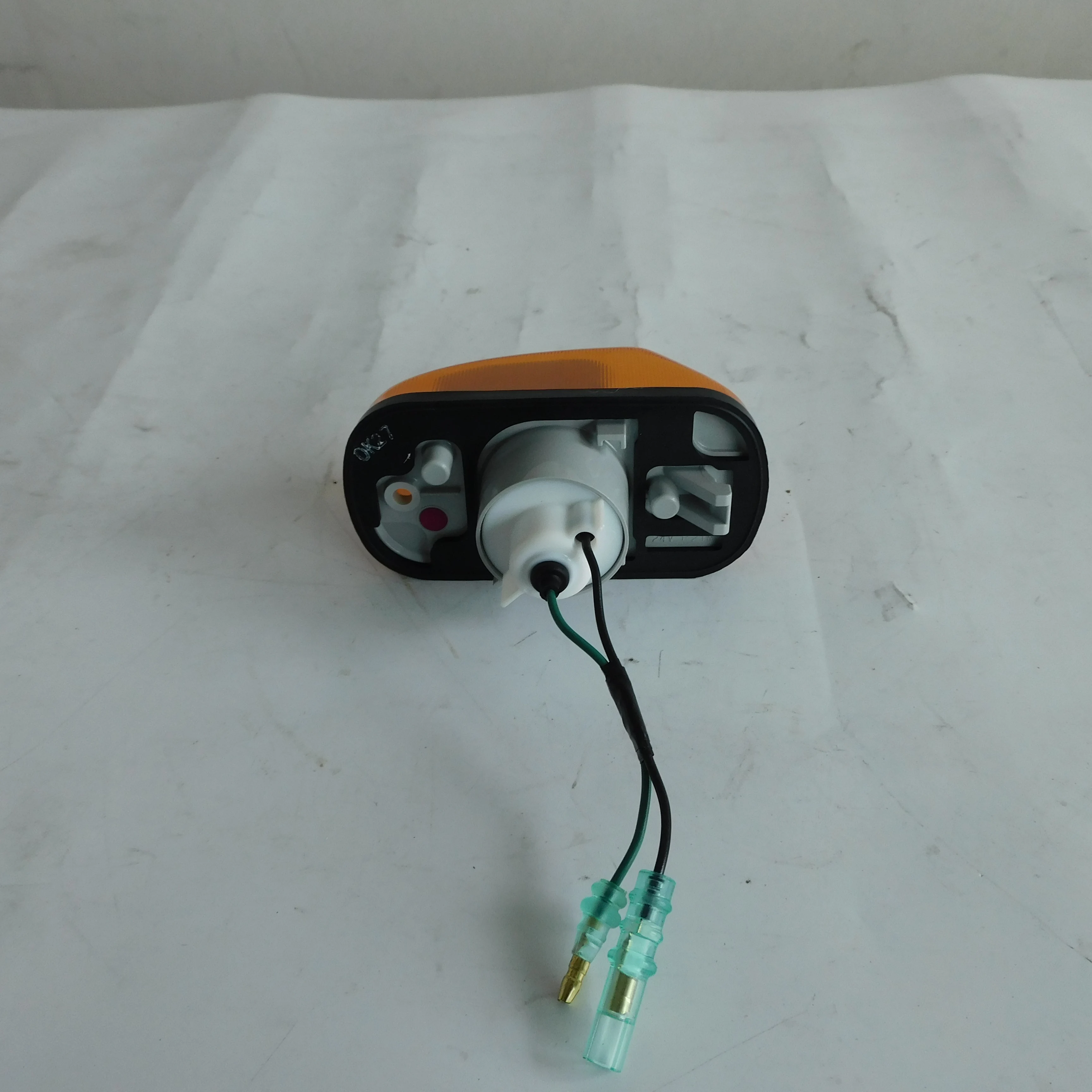 Source MK533362 for Genuine Mit 4M50 turn signal lamp on m.alibaba.com