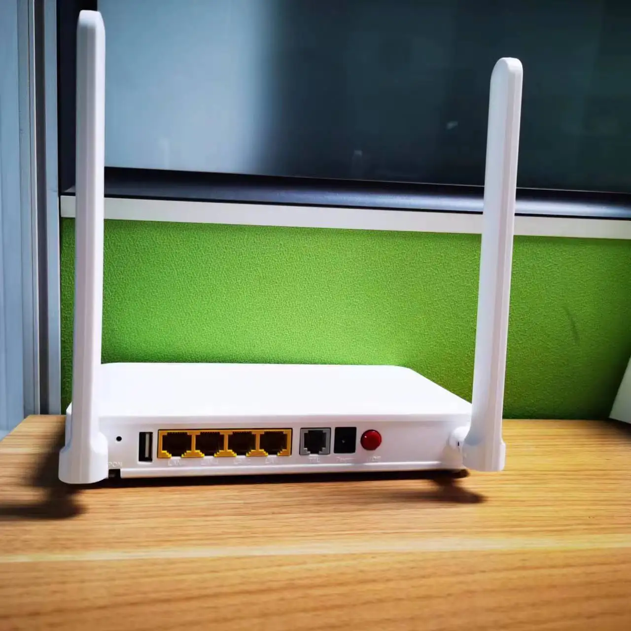 Ftth Fiber Optic English Firmware Gpon Onu Ont F670 Router 4ge Dual difference-between-2-4ghz-and-5ghz-wifi-image-to-u
