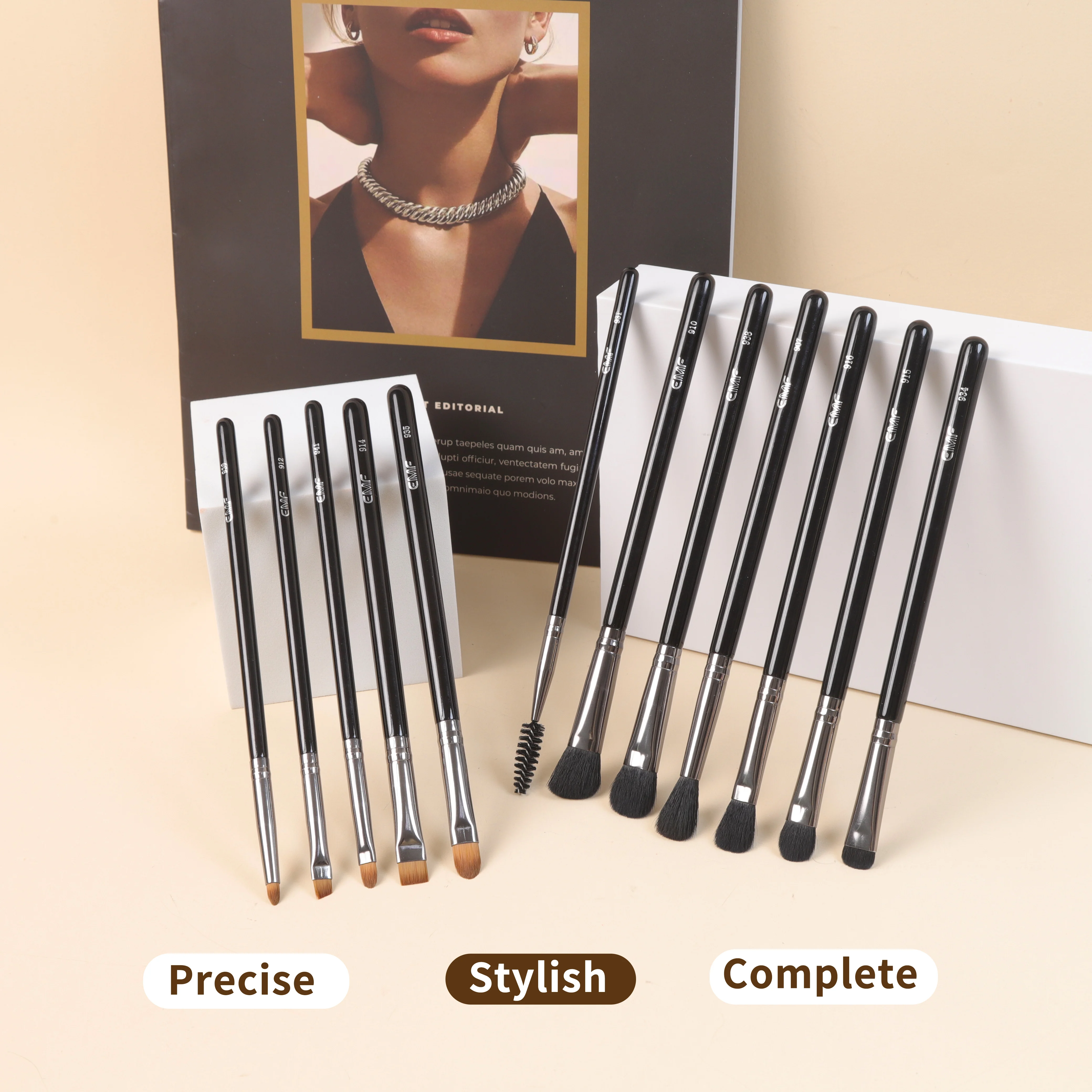 EMF Selected Professional Customizable Makeup Brush Kit 12pcs Cosmetic Eyeshadow Brush Makeup Brushes Set Customizable Logo