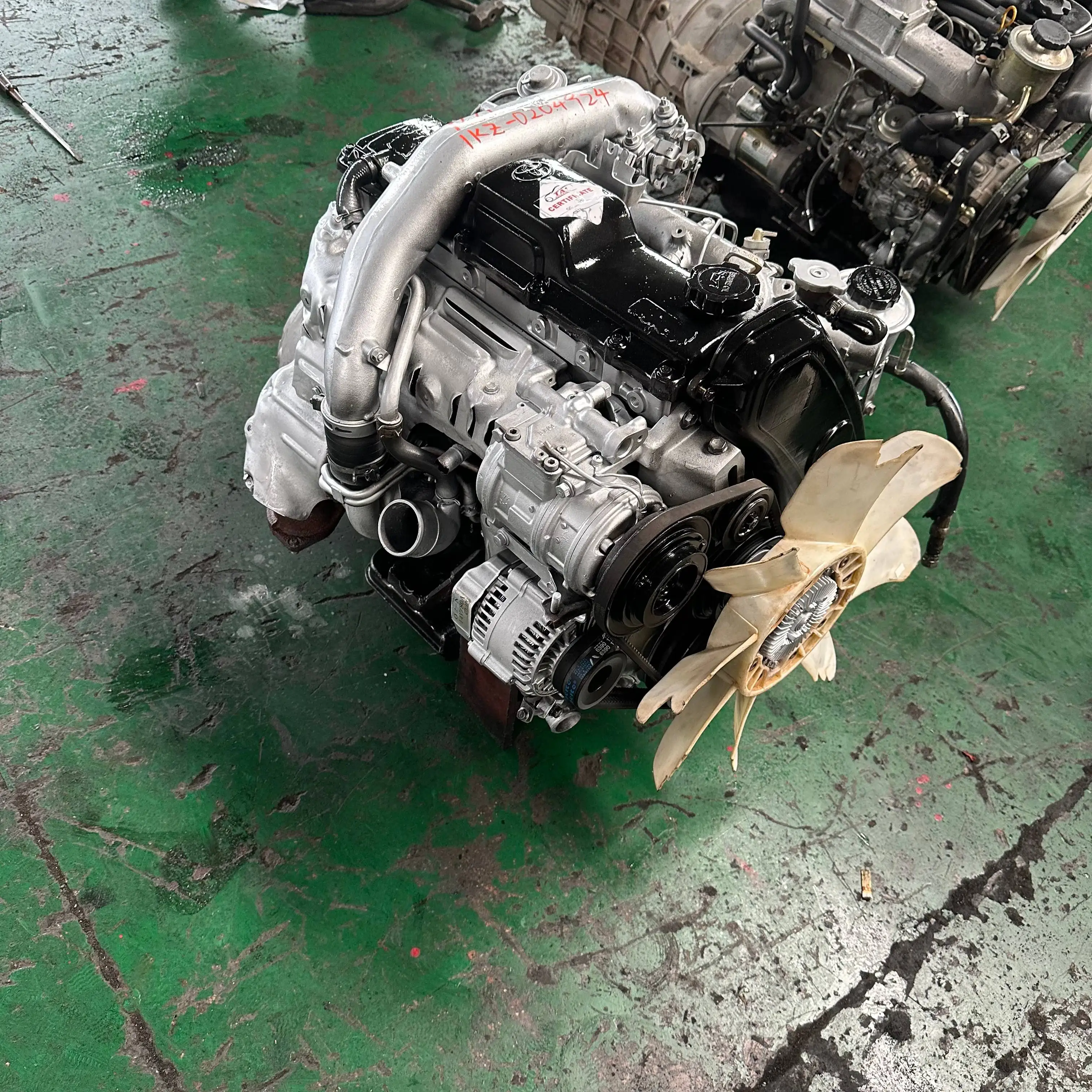 トヨタ ハイラックス用 中古 1KZ 1KZ-T 1KZ-TE 3.0L ディーゼルエンジン