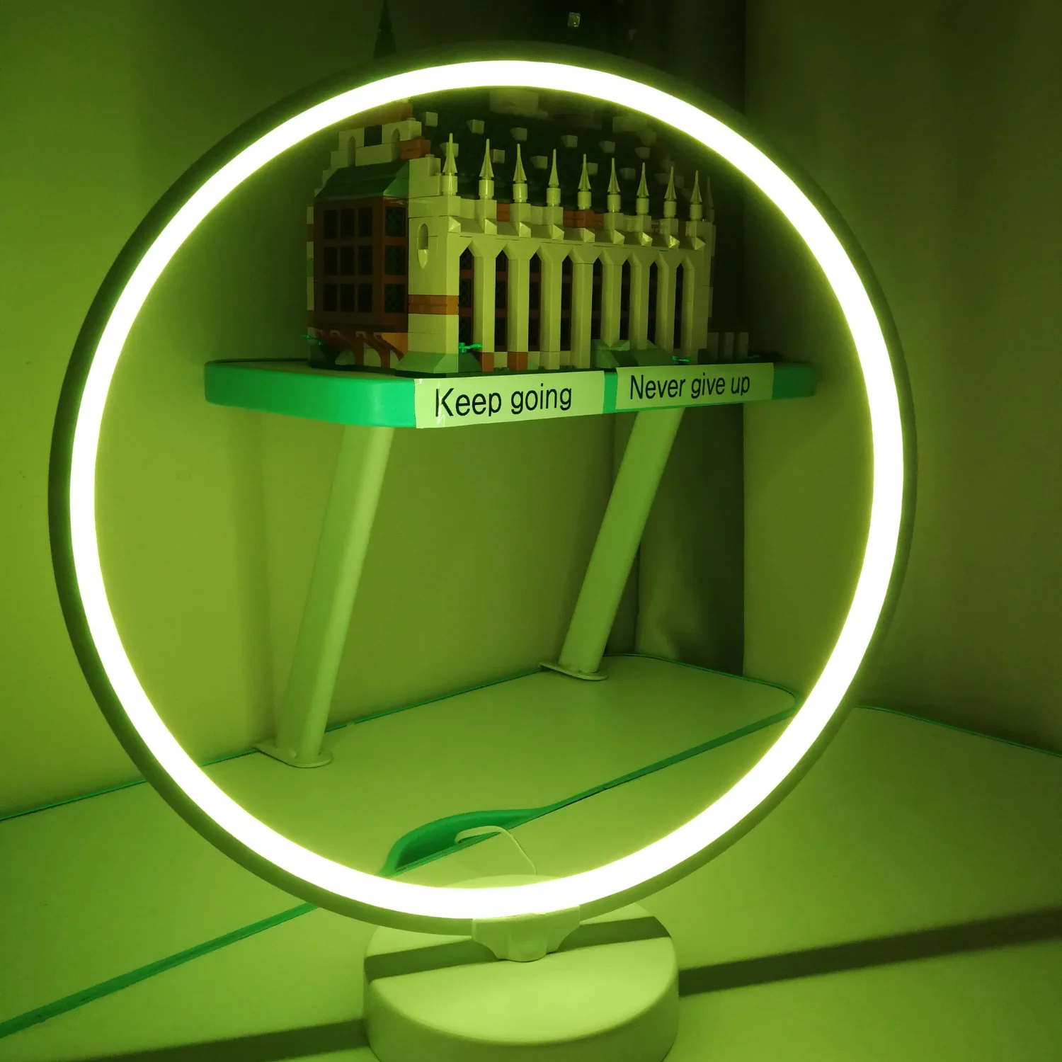 
Лидер продаж, круглая Настольная лампа с дистанционным управлением, светодиодная лампа RGB для вечеринки, Доставка в течение 48 часов 