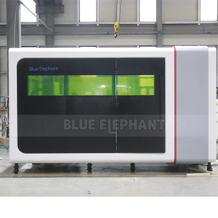 Nice to Environment Design Enclosed Fiber Laser Cutting Machine for Metal Sheet and Metal  with Exchange Platform
