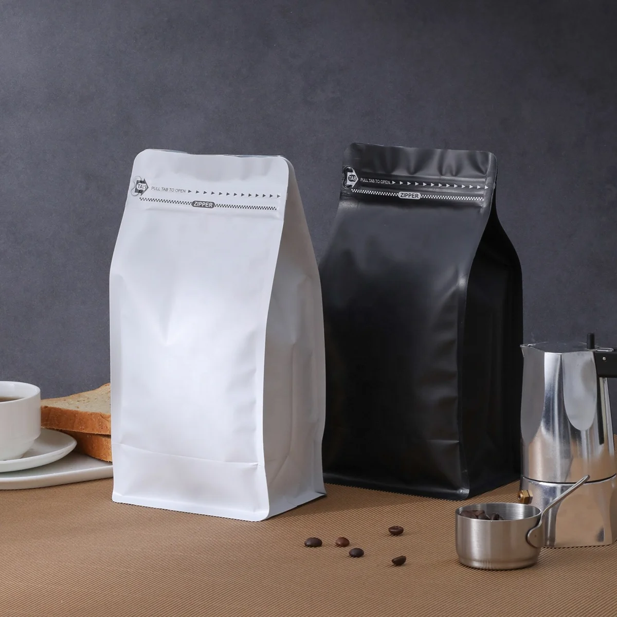 High Quality Customized Matt Finish Coffee Bag Zip Flat Bottom 250G 500G 1000G Black and White Pull Tap Kraft Paper Material details