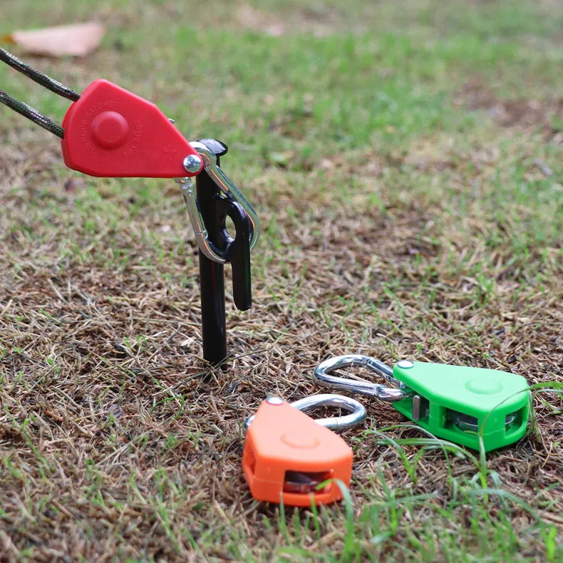 Outdoor Camping Rope Adjustable Hanger Pulley Reflector Rope Ratchet Tie Down With Carabiner