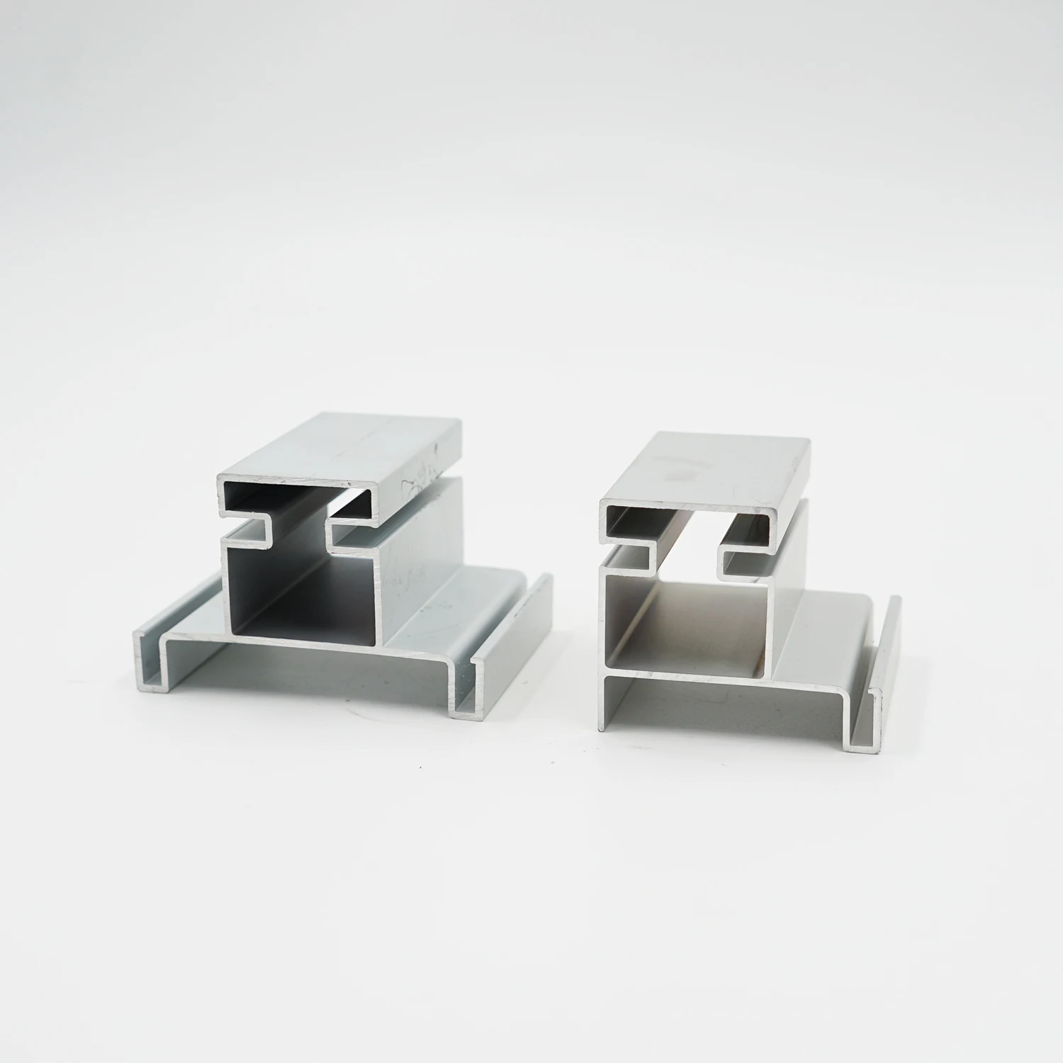 LENWA ALUMINIUM Horizontal Gola Profile Handle and Gola Recessed Vertical Double Grip Profile