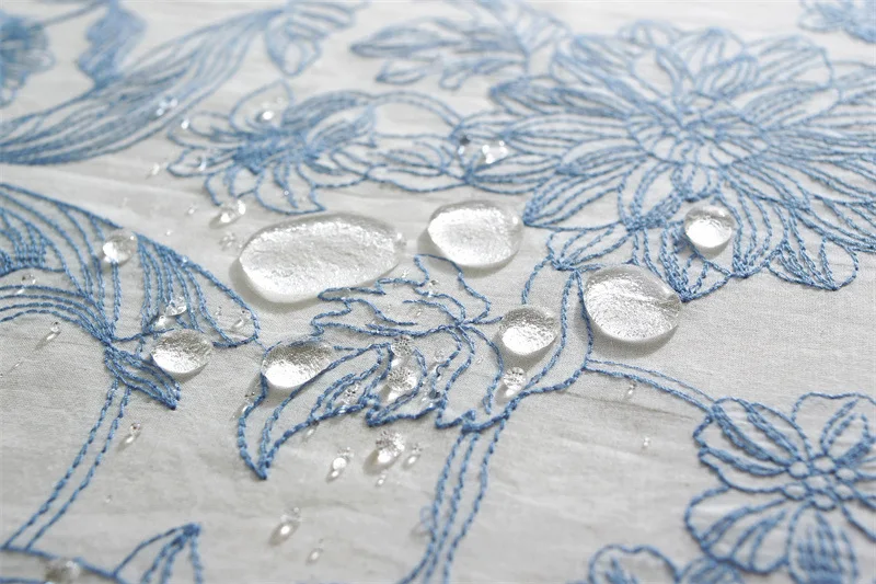 Custom Round Rectangle Embroidered Cotton Tables Covers Luxury Blue White Floral Ruffle Tablecloths Dining Table Cloths for Home