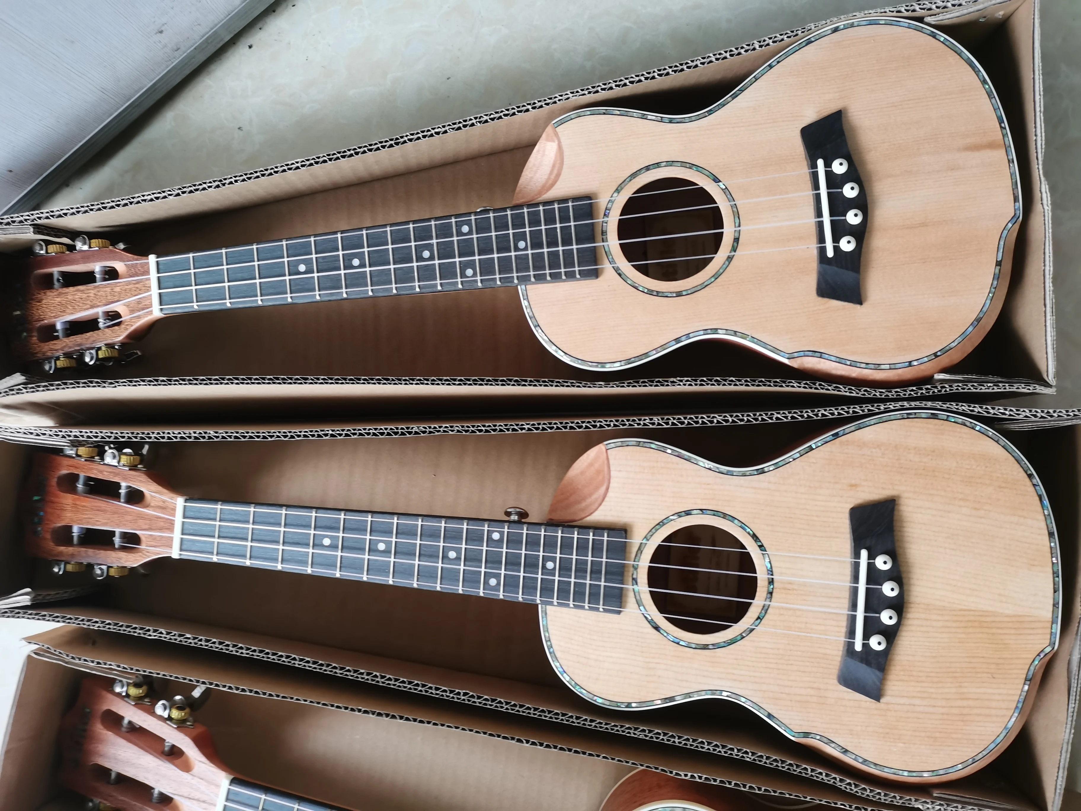 Inventory Cheapest 21 23 26 Inch Ukulele Soprano Concert Tenor Ukulele