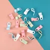 One connector randomly selected