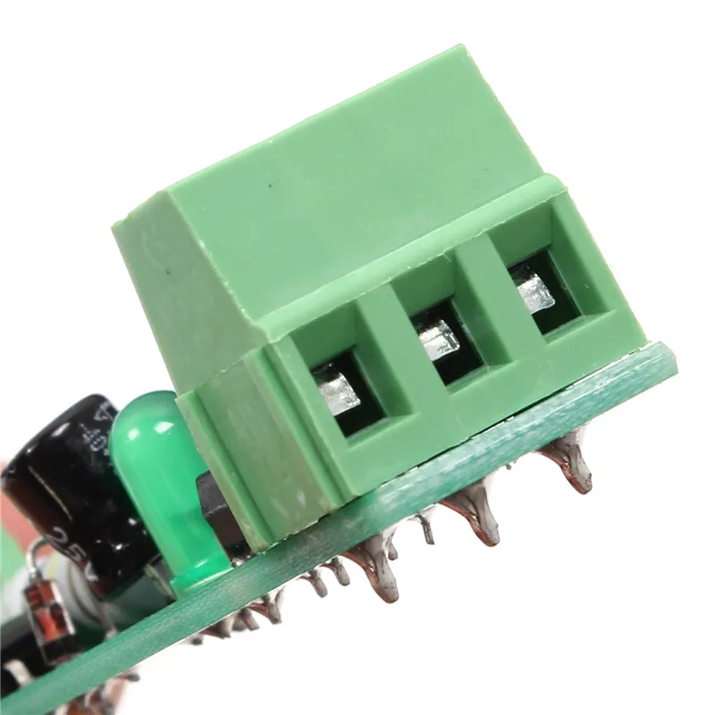 Modulo Optoaccoppiatore AC 220V 1 Bit Per PLC - Scheda Isolamento Adattiva, 73x15mm