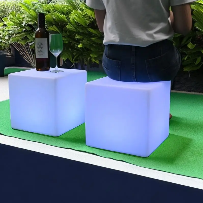Wholesale Modern LED Chair with Illuminated Cube Plastic Bar Furniture for Dining Outdoor Hotel Night Club Hall Decorations