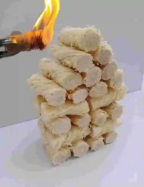 RY5200 Outdoor Kitchen Accessories Fireproof Protective Covers Natural Wood & Paraffin Wax Fire Starter for BBQ Fire Lighting