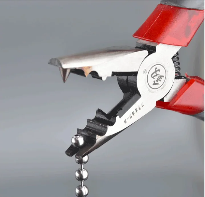 Creating an Endless Chain with Chain Joining Pliers