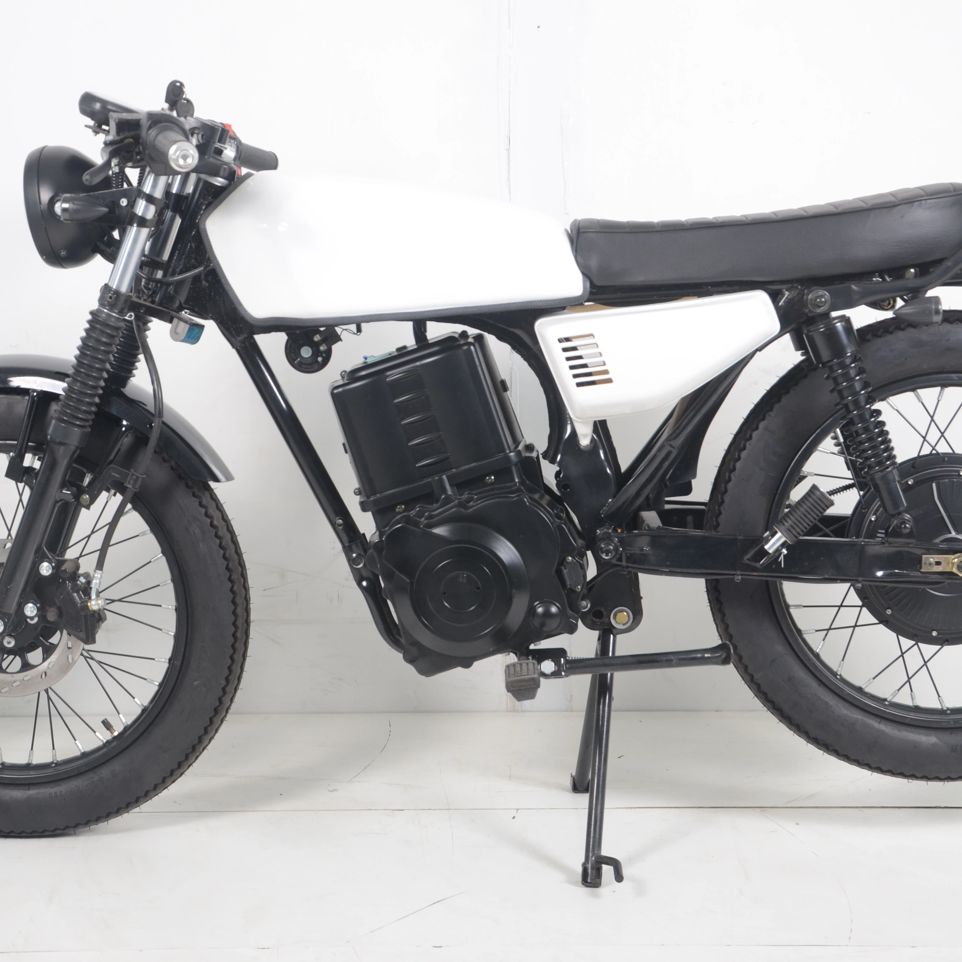 View of 74v 60ah Long Range Electric Motorcycle 2025 ultra Bee 21kw off Road ...