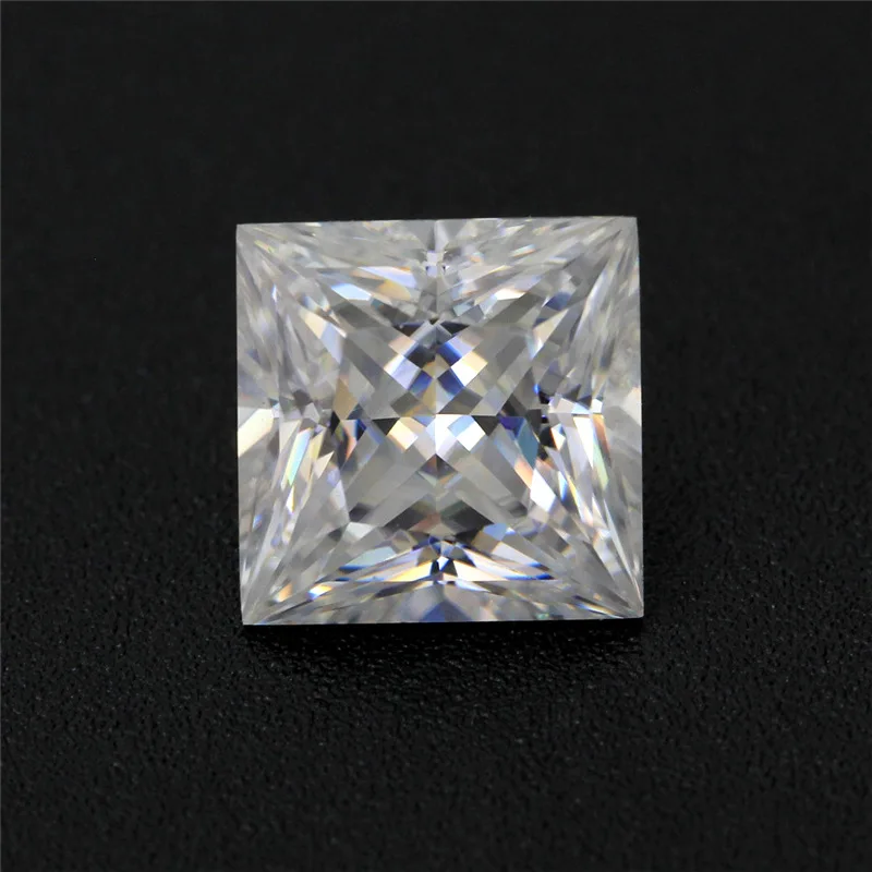 New Heart-Shaped Moissanite Ring Set in 925 Silver for Men and Women Hip Hop Style Natural Diamond Ring