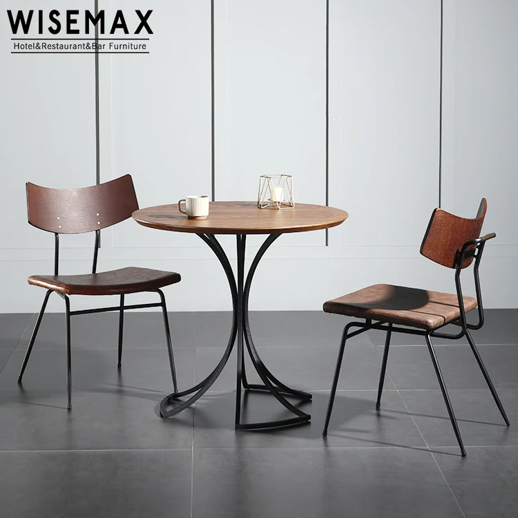 
Скандинавский боковой столик для дома и отдыха в семейном стиле, современный простой креативный кофейный столик, маленький обеденный стол для кафе 