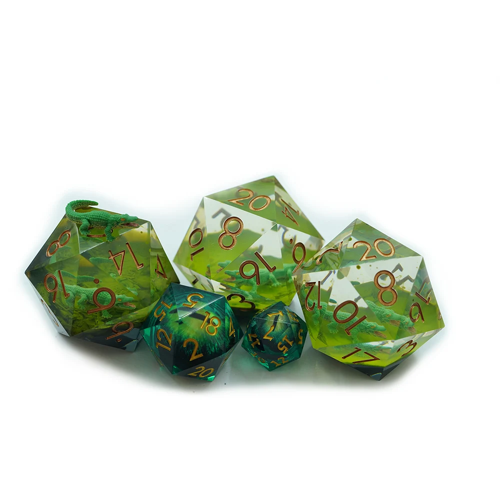 Væskekjerne Krokodiller Enkelt D20 50 mm Skarpe Harpiks Polyederformede terninger D&d RPG spill terninger for DND