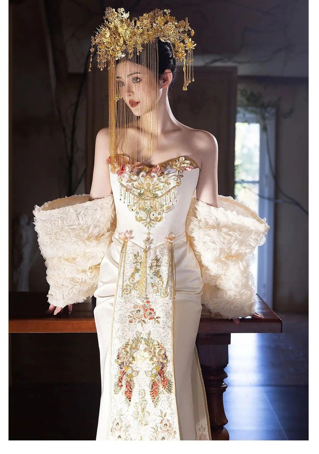 white christmas dresses White Bridal Cheongsam Couture Lace Modern Cheongsam Julia main image 1