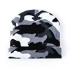Camouflage gris noir et blanc