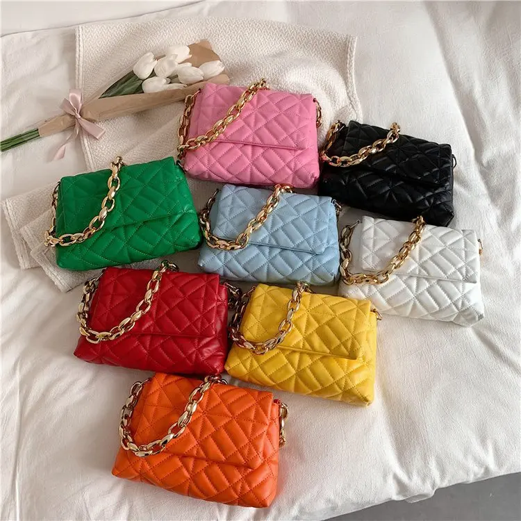 Trendy Women Quilted Shoulder Bags Colors Thick Chain