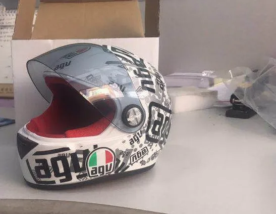 Недорогой маленький крошечный мини подарок мотоциклетный шлем