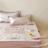 Fitted Sheet Stacking Paradise