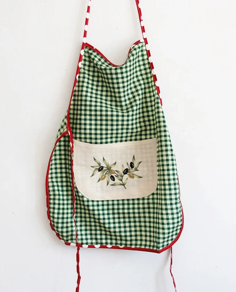 Short Cotton Linen Cloth Apron Custom Embroidery logo Pattern Bib Chef Kitchen Gingham Apron Wholesale 1-pocket